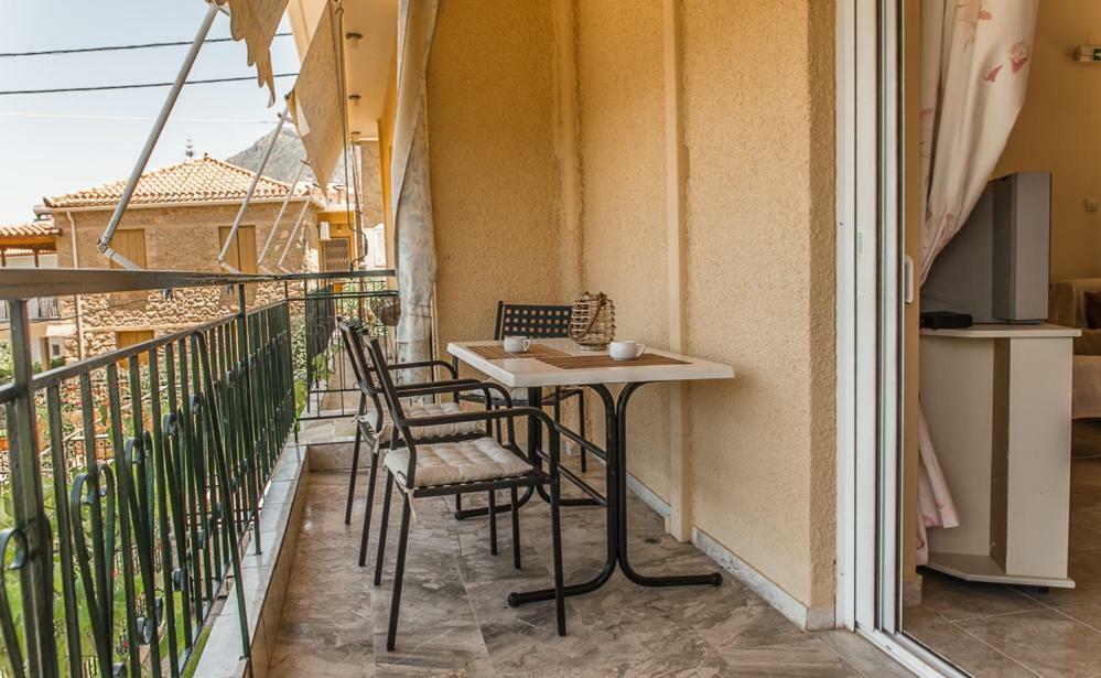 Filothei Apartments Микра Мандиния Экстерьер фото